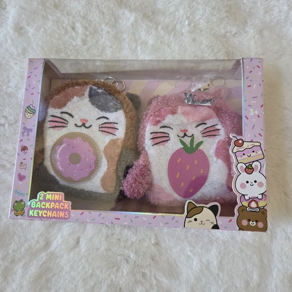 Simple Pleasures Mini Backpack Keychain - Picture 2 of 4